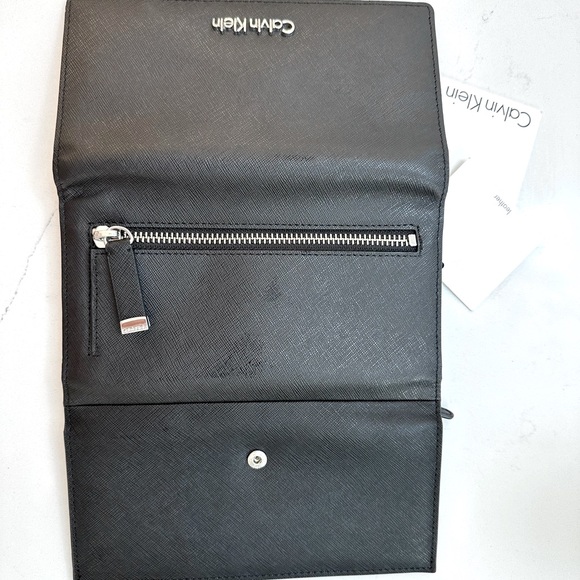 Calvin Klein leather wallet - new - Picture 4 of 5